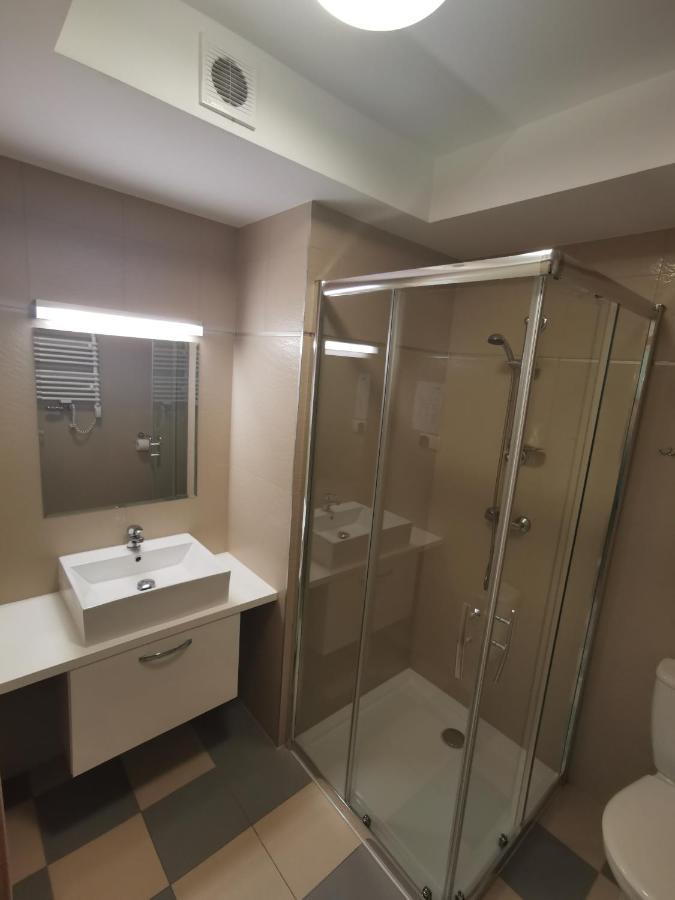 Osrodek Wczasowy Medyk Pum Dziwnów Exterior foto